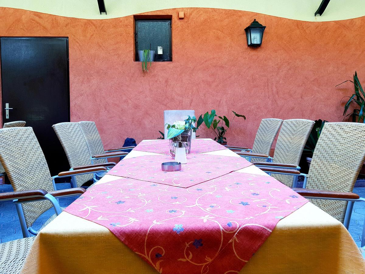 Burgau 加斯托珍妮提斯旅馆酒店 外观 照片